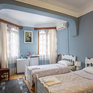Inn Sweet At Ninoshvili 3, Batumi